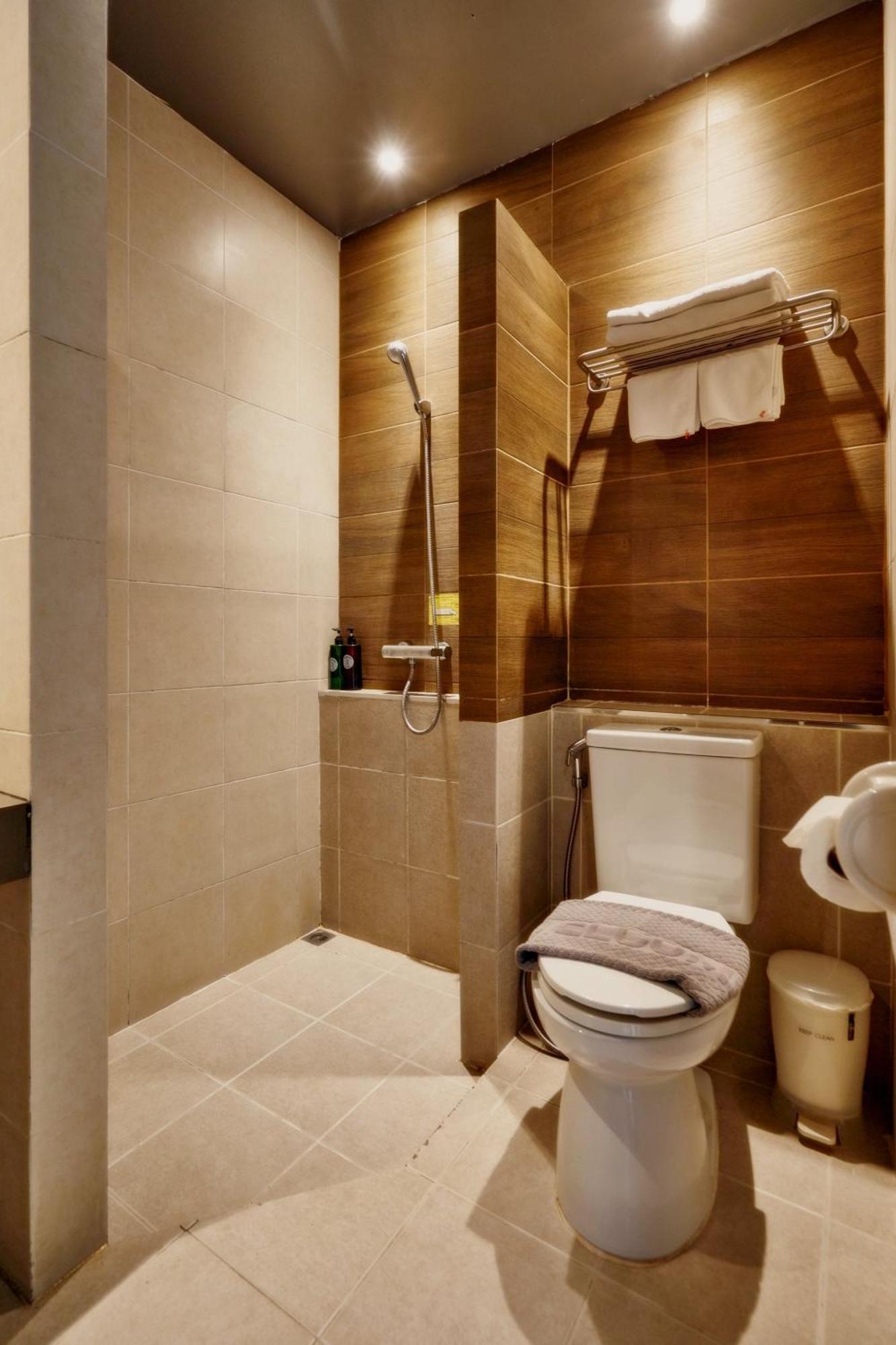 H Hotel Phrasing Chiang Mai Extérieur photo