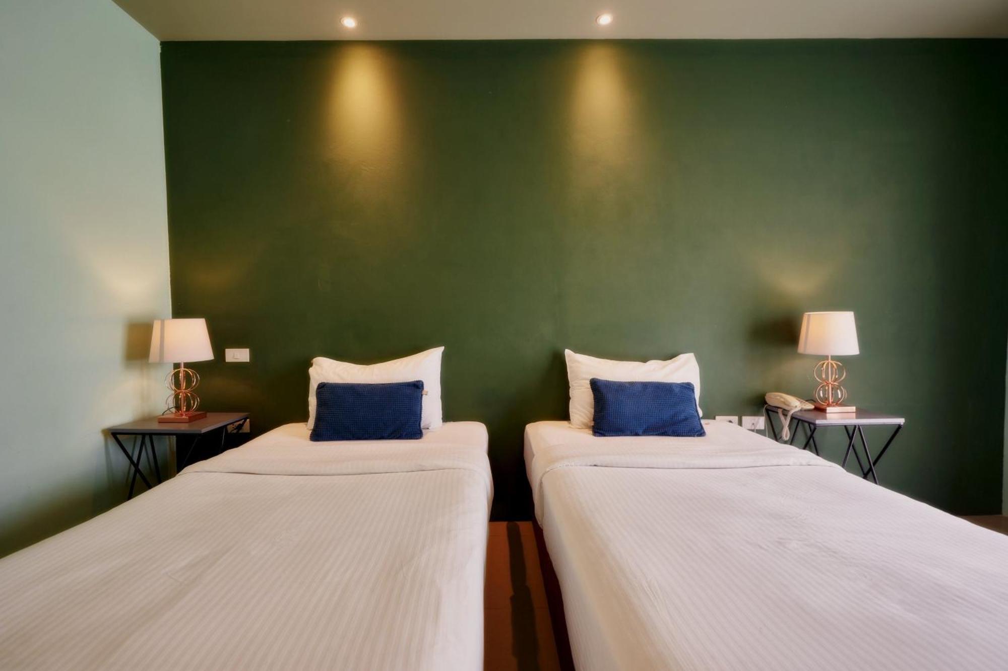 H Hotel Phrasing Chiang Mai Extérieur photo