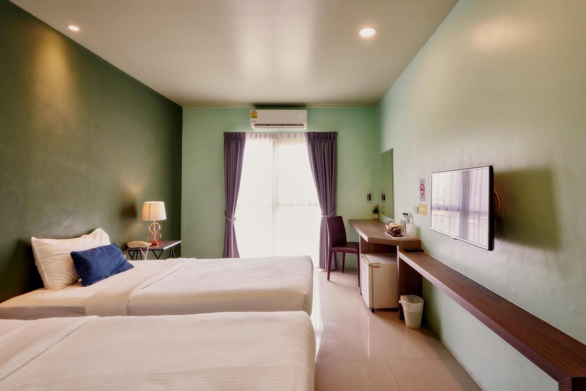 H Hotel Phrasing Chiang Mai Extérieur photo