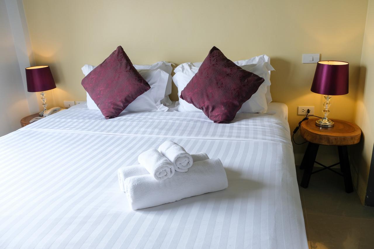 H Hotel Phrasing Chiang Mai Extérieur photo