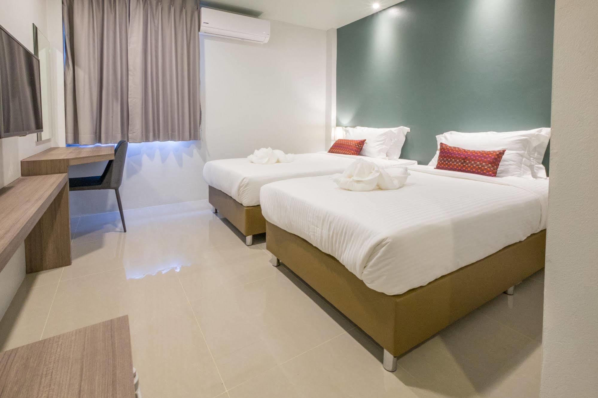 H Hotel Phrasing Chiang Mai Extérieur photo